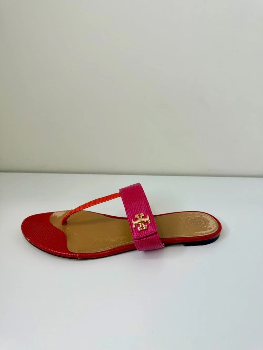 Tory Burch Kira Thong Sandals Tejus Embossed Leather Size 9.5 vacation summer